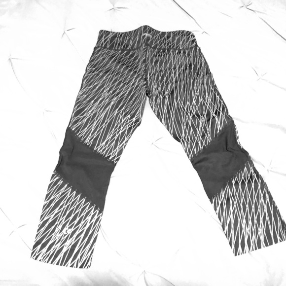 Calvin Klein Performance “Wick” Pants - Picture 3 of 5